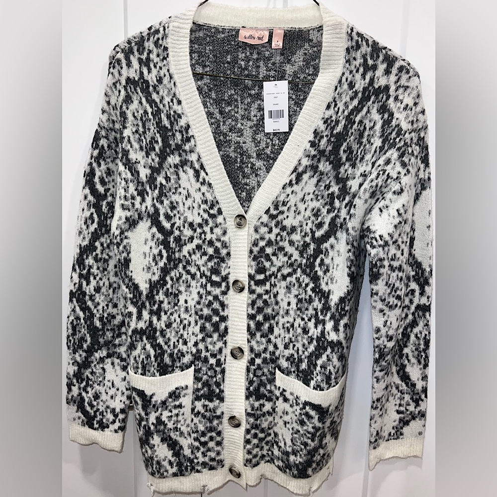 NWT Willow & Root Snake Print Cardigan